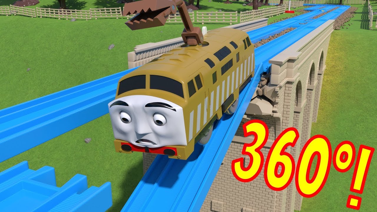 360&ordm; TOMICA Thomas and Friends: Diesel 10 FALLS off the Viaduct!