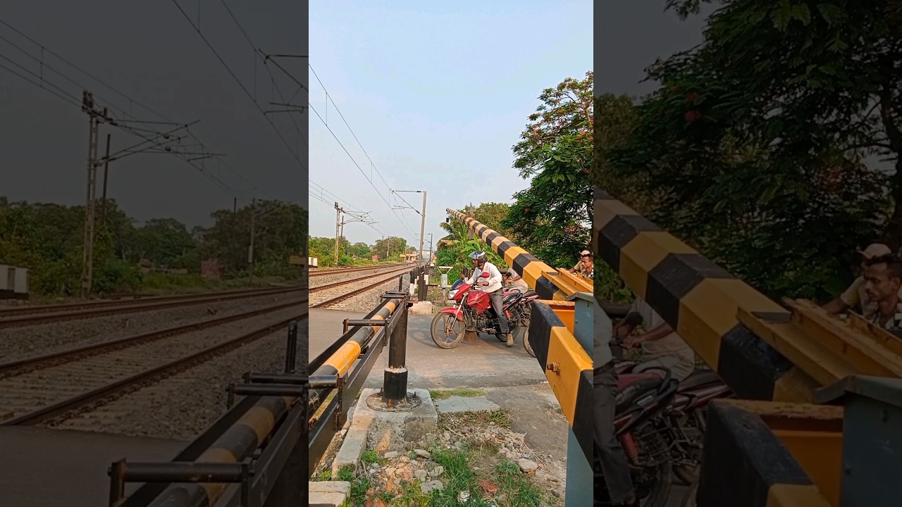 Intercity Express Crossing Railgate #Shorts