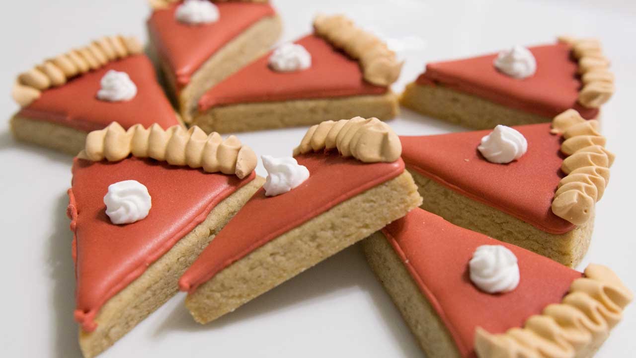 Pumpkin Pie Slice Cookies