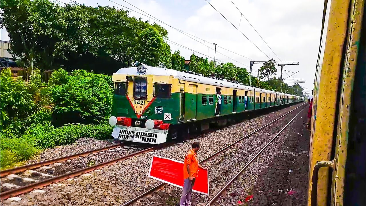 NON STOP PARALLEL ACTION - OVERTAKE - REOVERTAKE - STATION SKIP | EMU vs EMU EPIC RACE | DOORPLATING