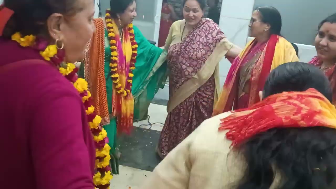 Dwarka mei#kirtan ke bad thadiya geet#video acchi Lage#to like share comment#subscribe jarur karna#🔥