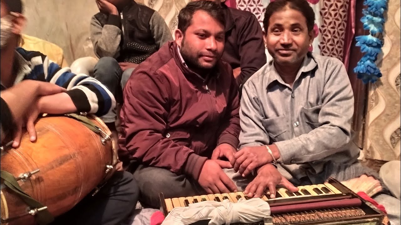 मास्टर हंसराज जी के साथ रिकॉर्डिंग करते हुए। BMP Mintu singer🎤