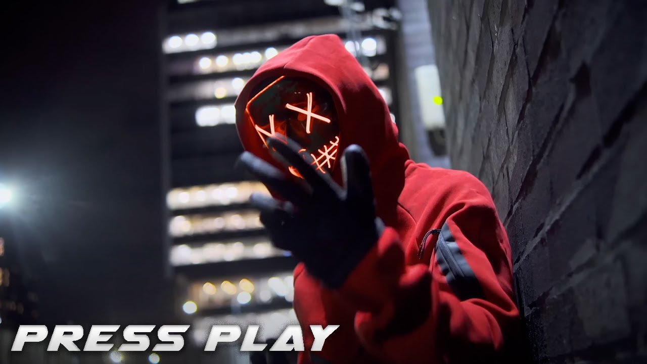 R3NZ - Christmas Packs (Music Video) | Pressplay
