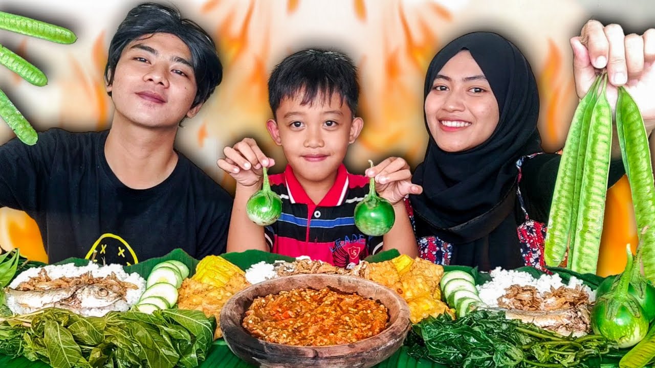 KELUARGA BERENCANA | MUKBANG NASI LIWET ALA SUNDA | TERI IKAN ASIN SAMBEL DAN LALAPAN