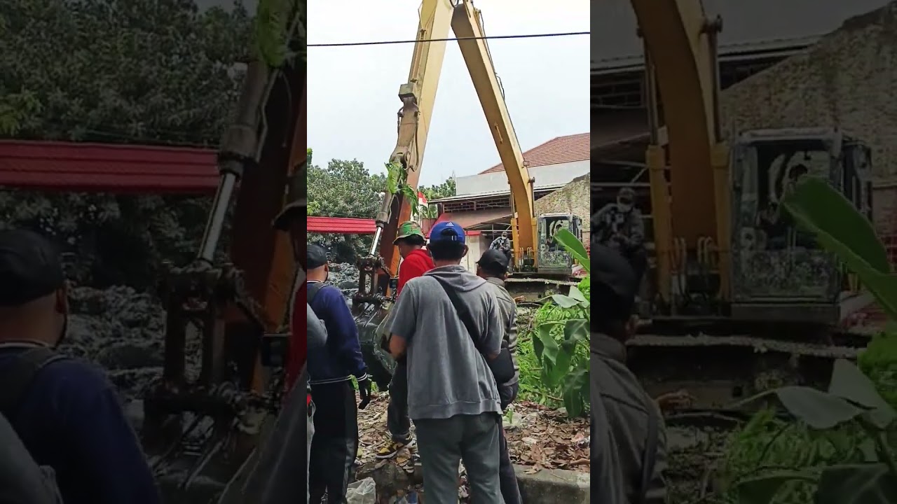 BEKO GACOR babeh ramlih excavator all brushed 😂 #kdm #normalizationriver #excavator #viral #beko