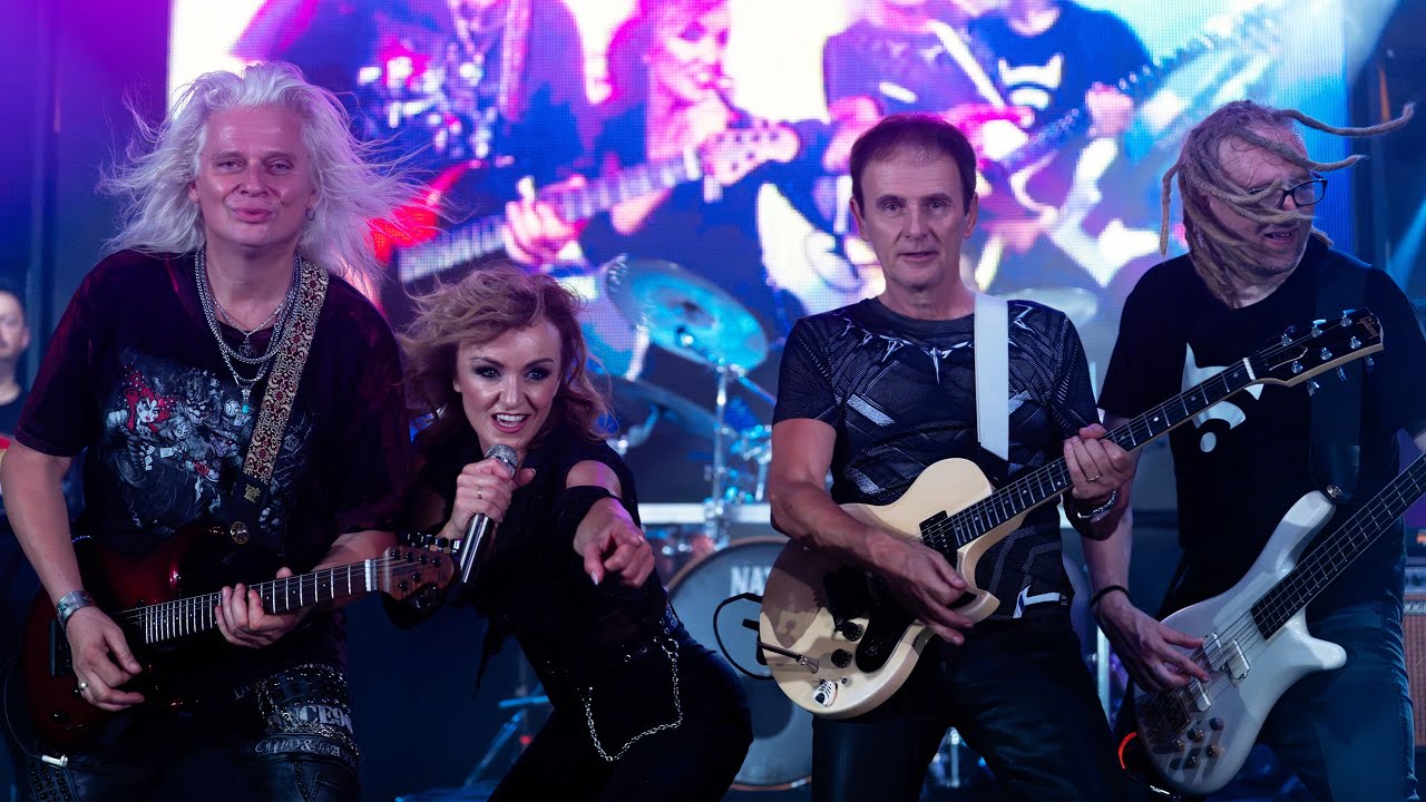 Szandi Rock Band: One