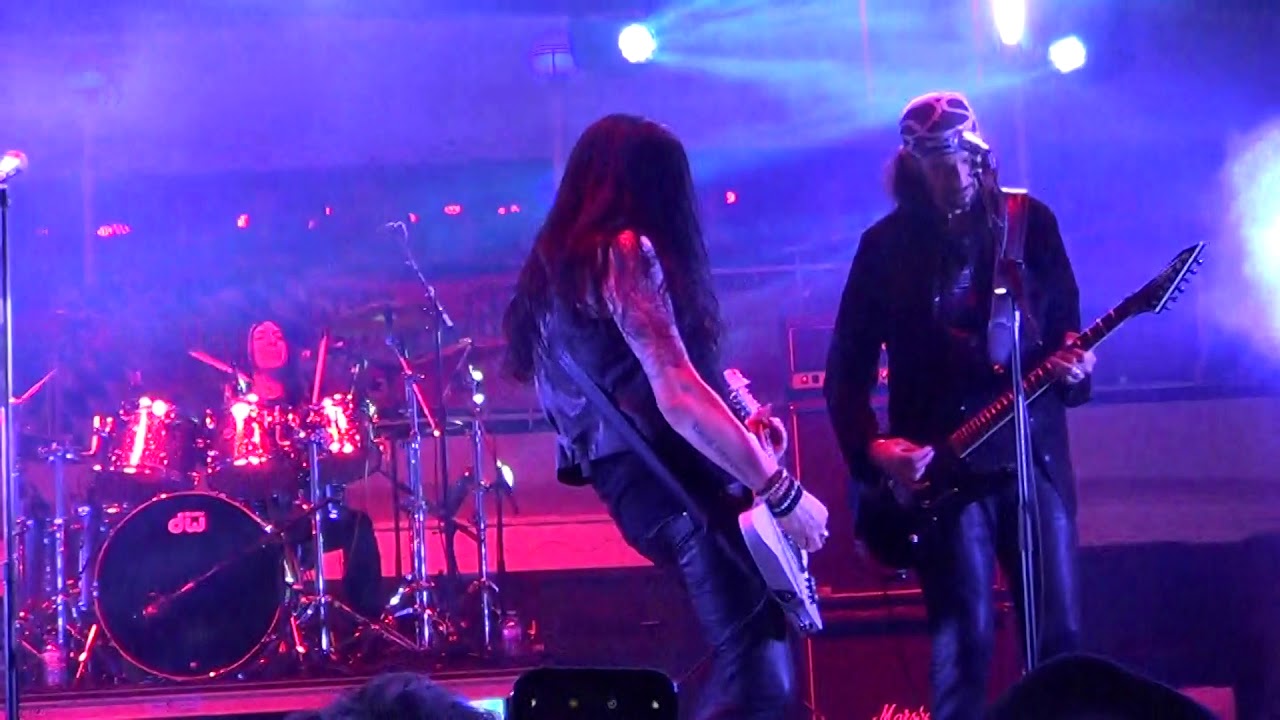 Bruce Kulick - 2018-10-31 - KISS KRUISE VIII - 16 - Heart of chrome