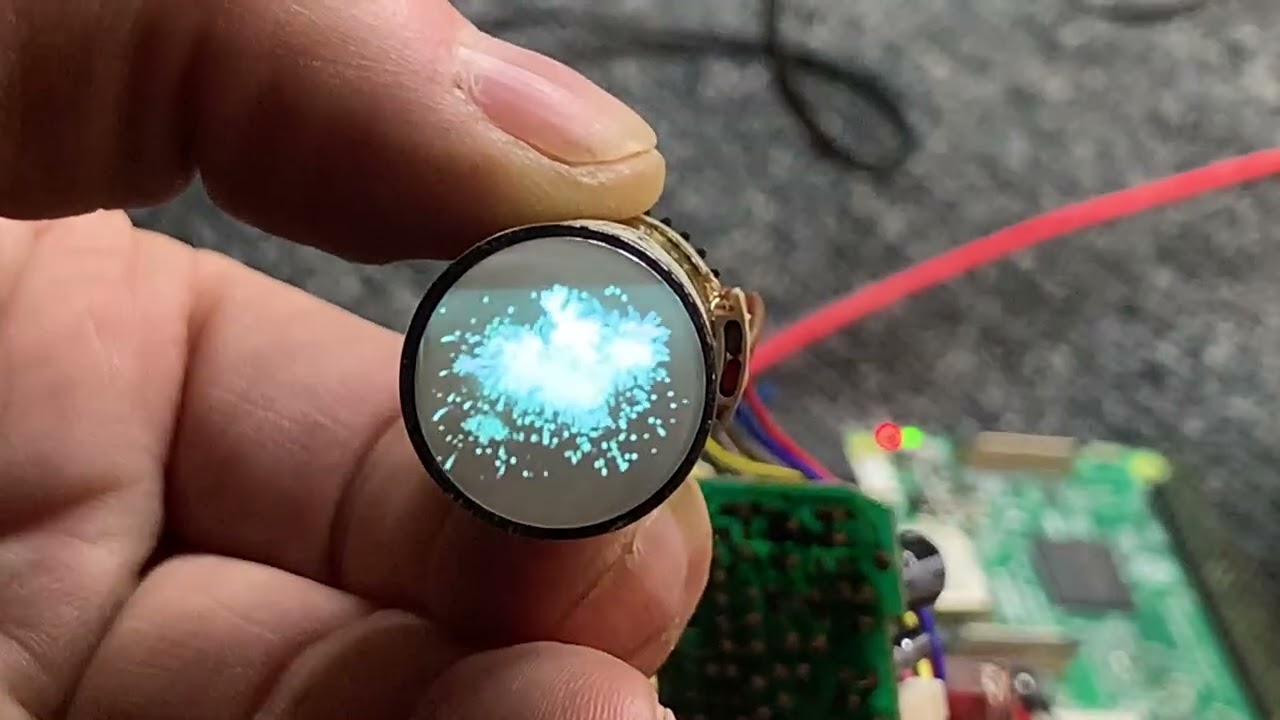 Vintage Tech: World's Smallest Something