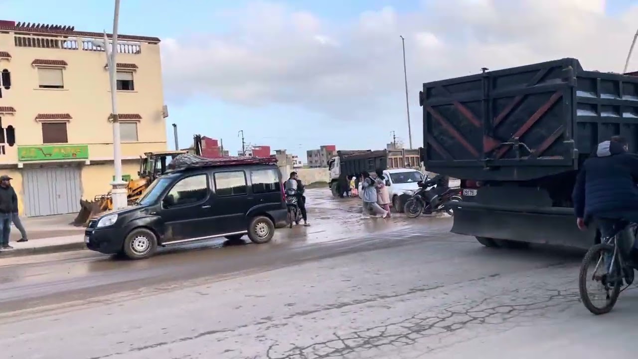 دعواتكم معانا مع فيضانات القصر الكبير 