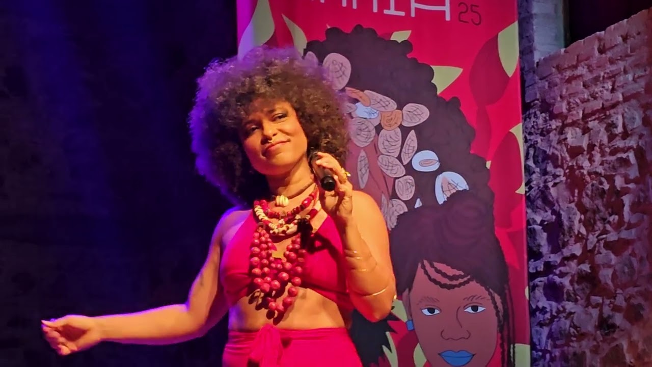 Eloah Monteiro canta Repare Zé - Festival Sonora Bahia (música autoral)
