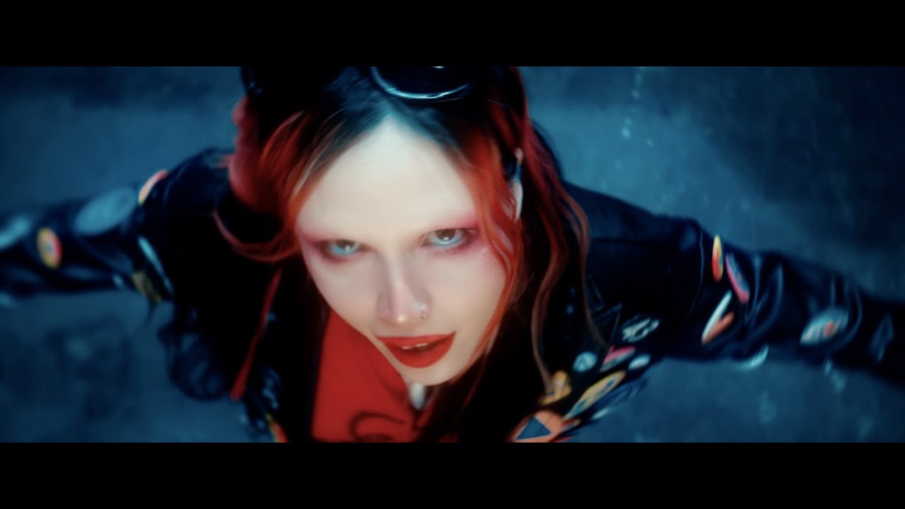 Bruses - Alcoholica Funcional (Official Video)