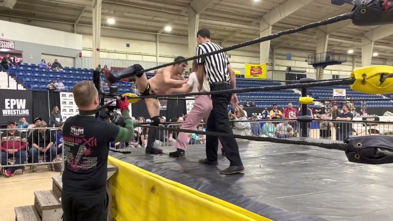 EPW WRESTLING LIVE! | Logan Stunt vs. EPW Heritage Champion Brandon Young w/ Jade Haven