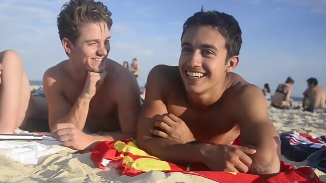 I kissed a boy - Calvin Maxwell and Brody Romero / Nico Greetham and William Shewfelt - Tribute