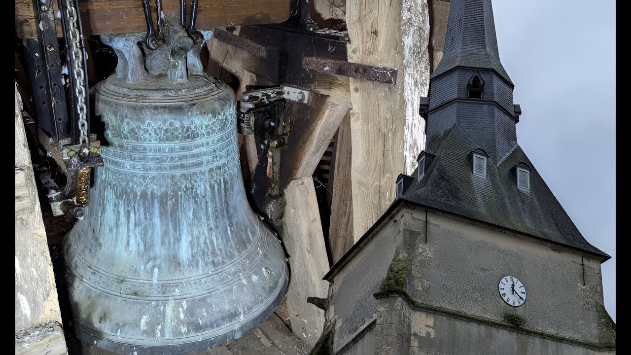 Cloches de l'église Saint-Martin à Suré (61) - Plenum