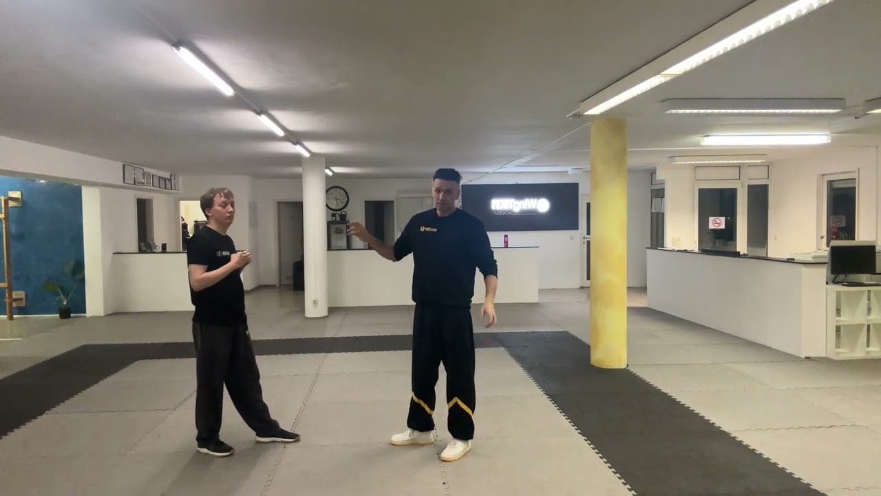 Is There a Retreat Step in Wing Tsun?