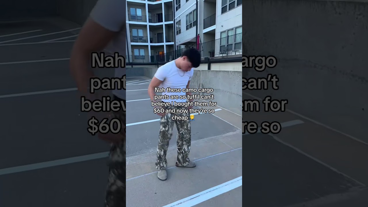 Love these camo cargo pants&mdash;my favorite! #fashion #cargopants #camo