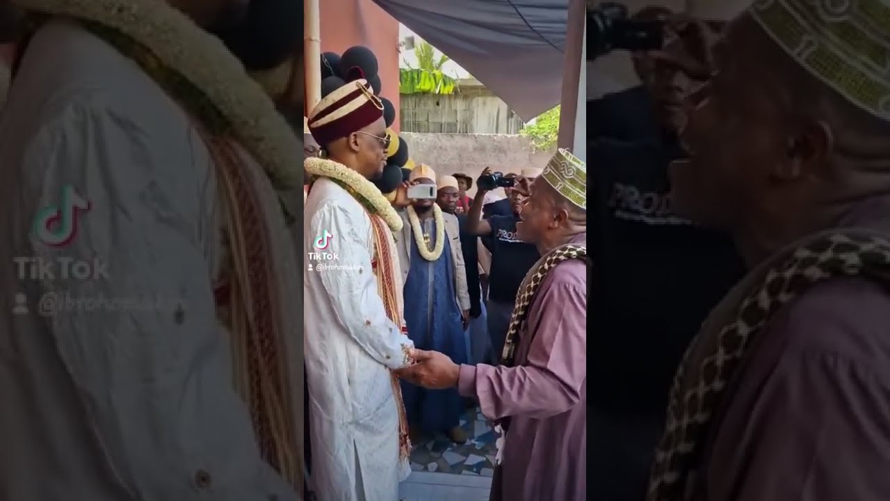 INCROYABLE MARIAGE MAHORAIS SOILDATI ET YOHAN OUANGANI CHAADI FOUNDI MADIDINE DE POROANI