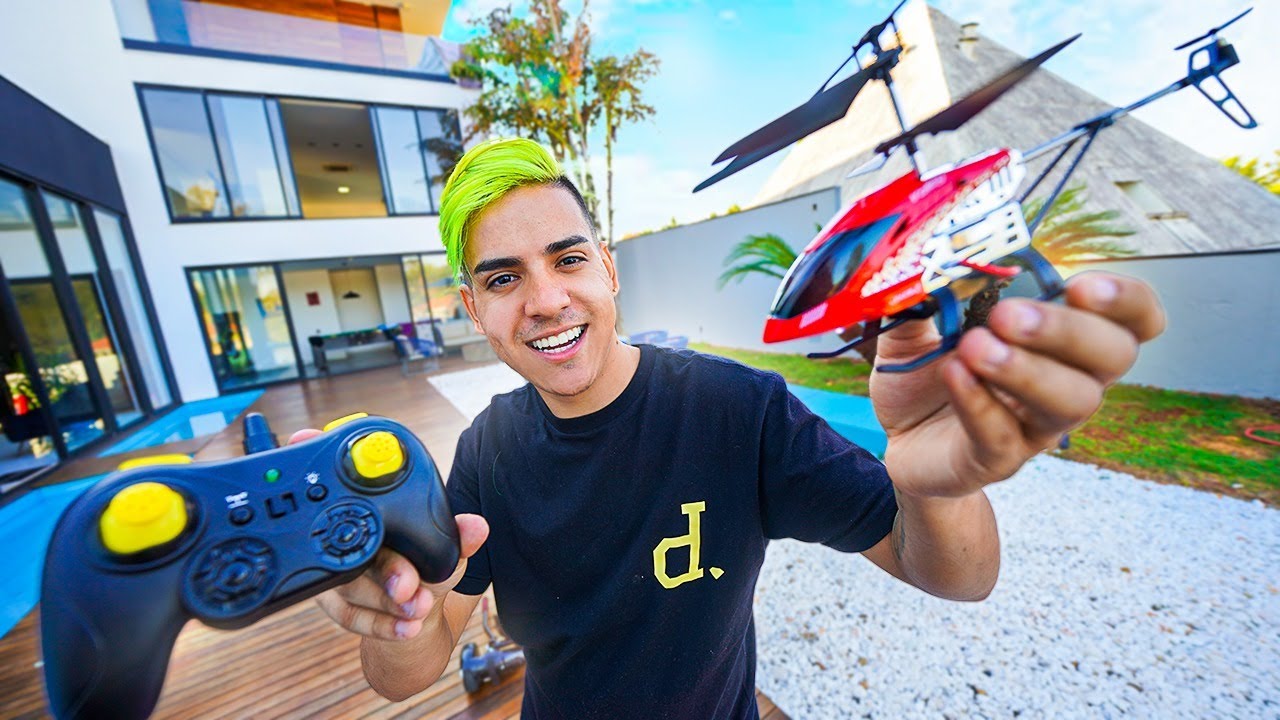 COMPREI UM HELICÓPTERO DE CONTROLE REMOTO INCRÍVEL