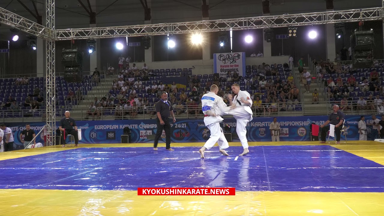 WKO EC 2021. 1/16 -75 Igor Lamot (Poland, aka) - Martin Thauvoye (Belgium)