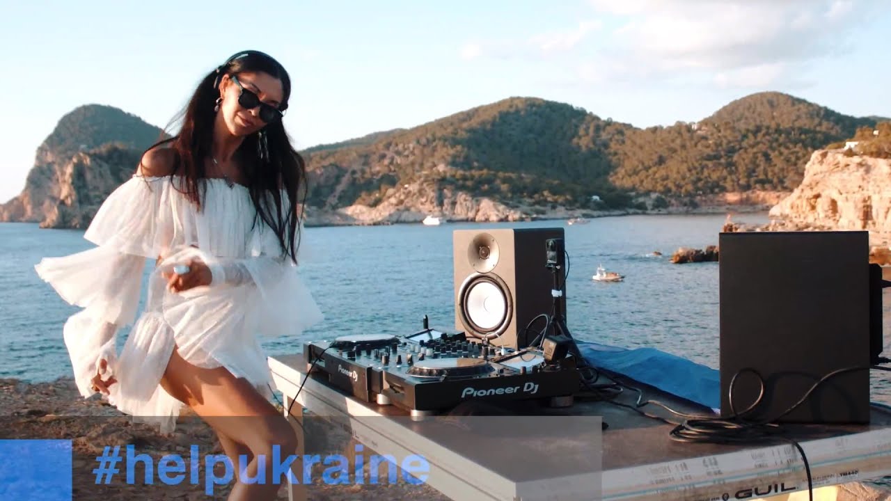 Deenara - “ Sunset “ Charity Live @ Ibiza, Spain / Indie Dance & Progressive House , Melodic Techno