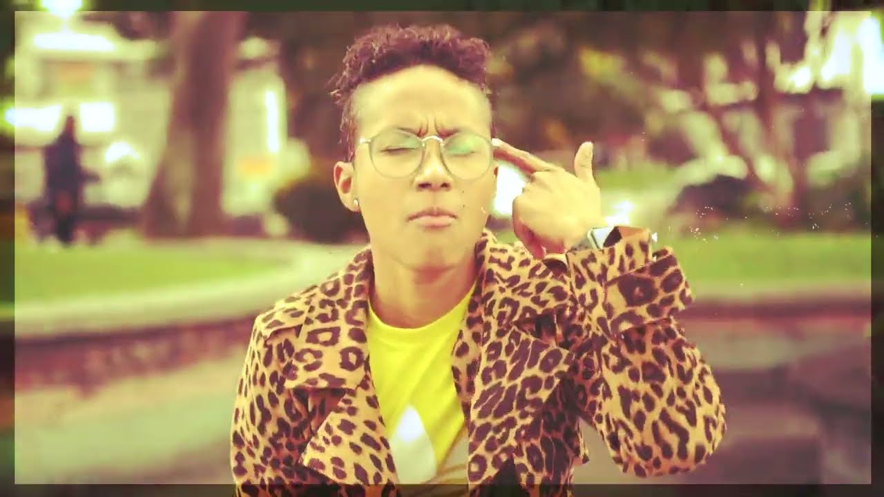 LOOKING FOR YOU feat  Yaya Blanco  - Official Video Clip