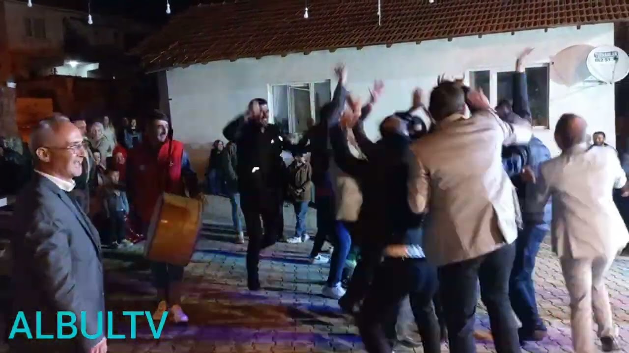 ŞABANLARIN MEŞHUR DELİKANLILARINDAN GARİ GARİ OYUNU...