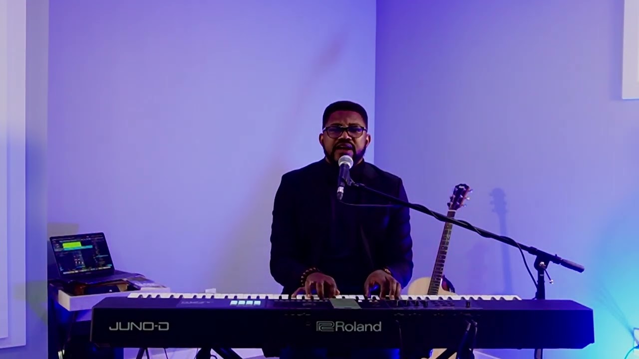 Spontaneous Worship - How Excellent is your Name - Nothing but the blood medley.