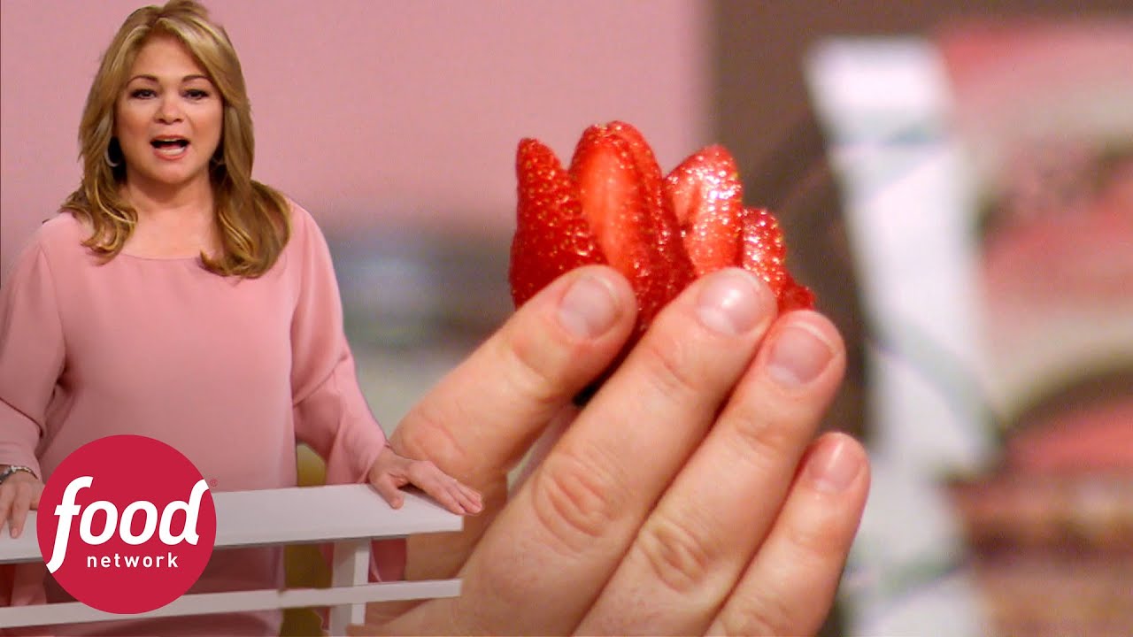 ¡Un abanico de fresas como giro! | Pequeños Reposteros | Food Network Latinoamérica