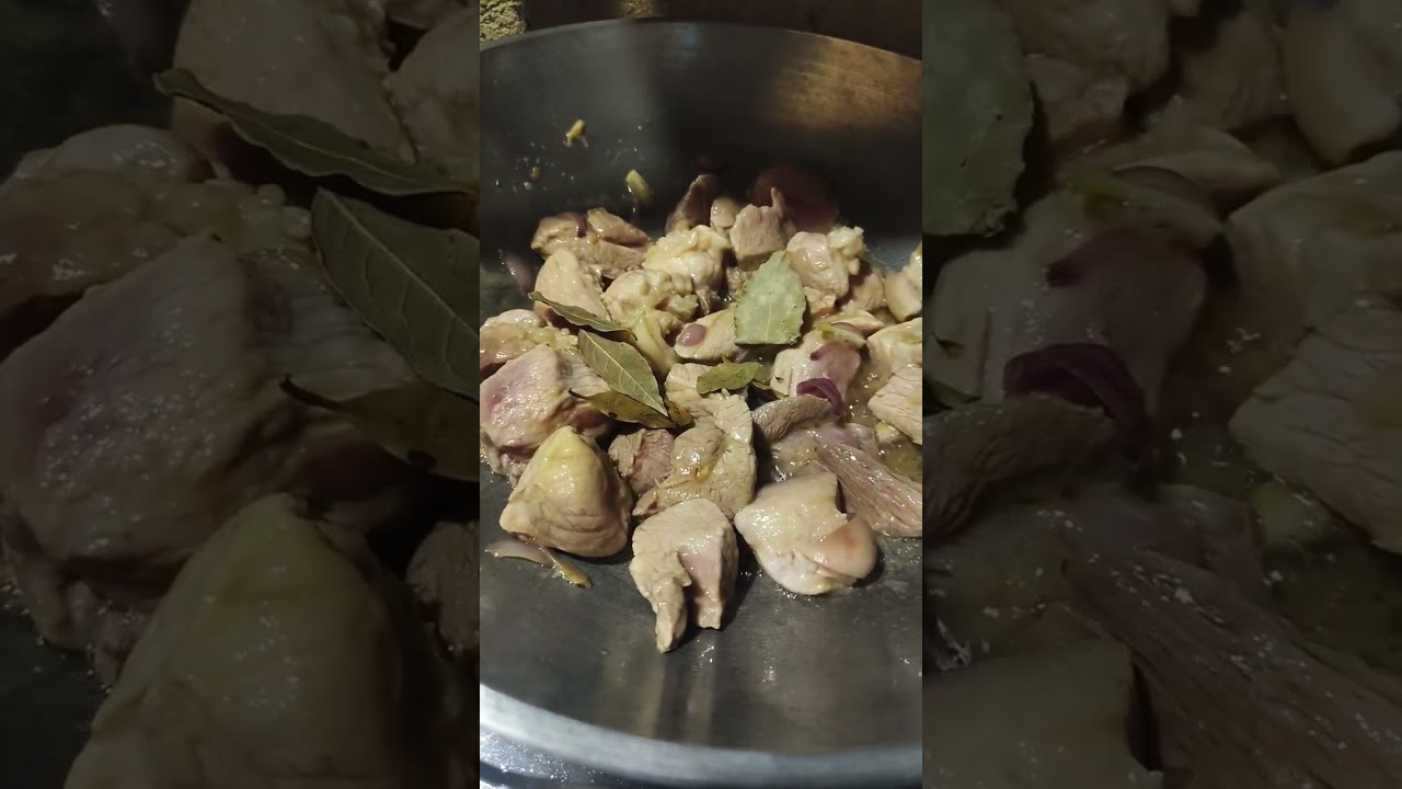 Pork adobo with sprite. #filipinofood #highlights #cooking #youtube #porkadobo.