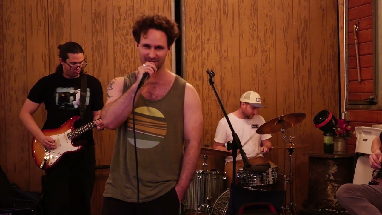 Live Jam (We've Got a Jam for You) - Savage Parakeet feat. the Duke live at The Barn