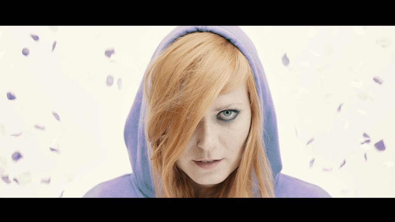 Eponine - BETWEEN US (Official Video)