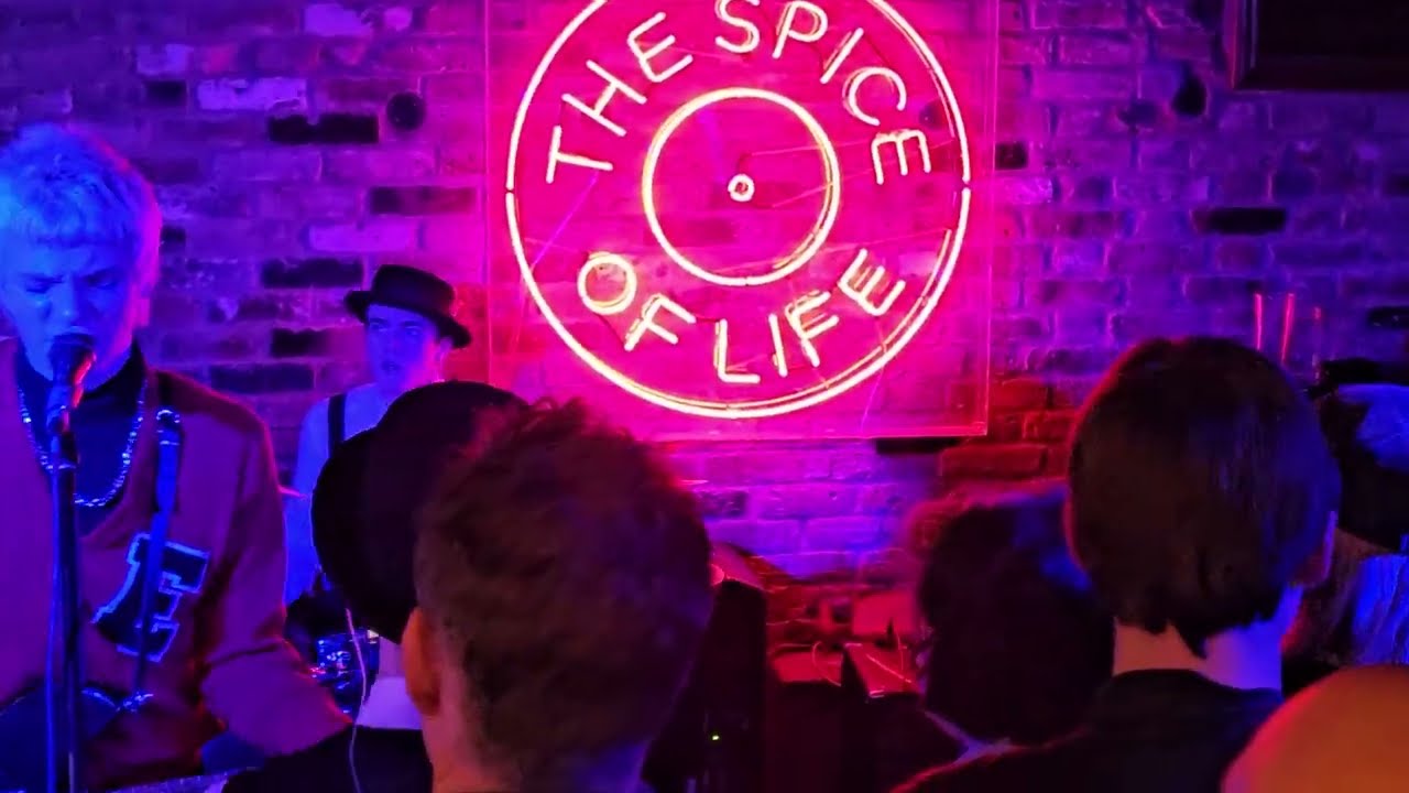 THE MOLOTOVS 'Johnny Don't Be Scared' Live @ The Spice Of Life, Moor Street, Soho, London 14/03/24