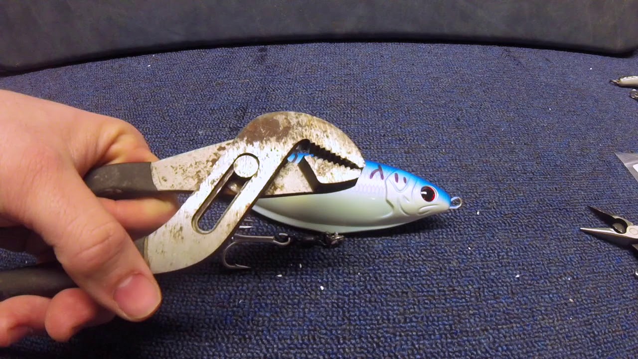 Rigging a Stick Shad (Cape Cod Canal)
