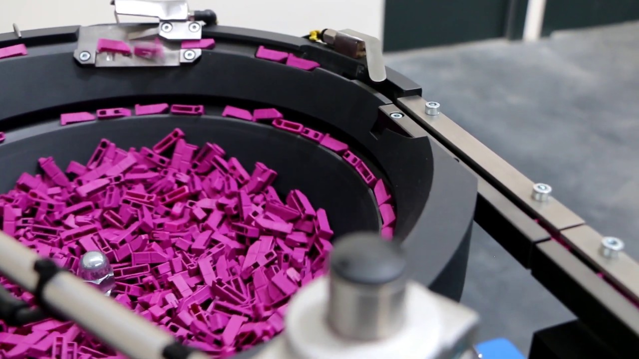 Sistema de alimentación por vibración para clip plástico # MDV