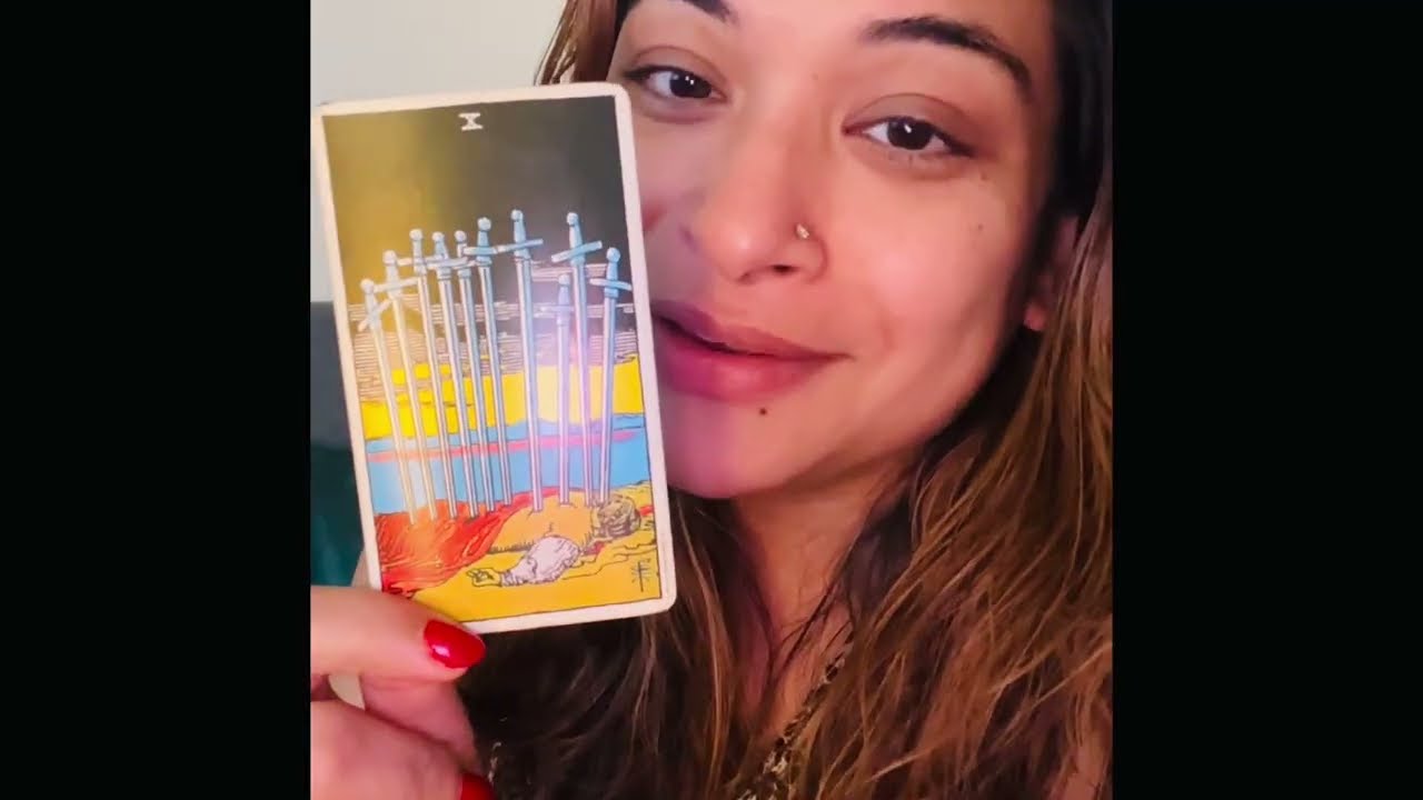 HOW DO OTHERS VIEW YOU⁉️😄🥹♥️♥️🌻🌻#tarot #pickacard #spiritmessages 