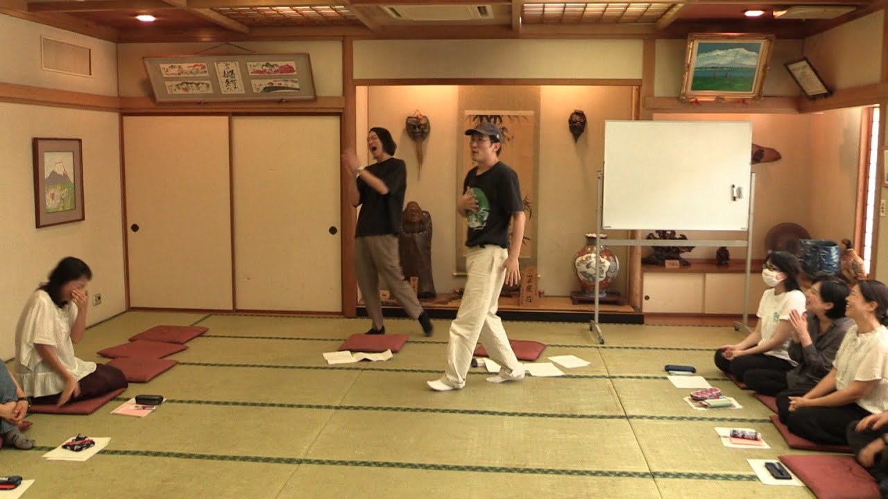 アドリブ力が試される　シソンヌじろうさんのお笑いワークショップ
