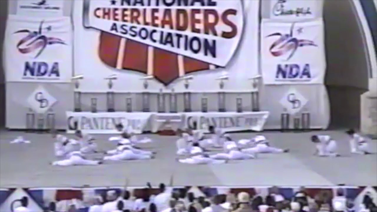 University of Louisville Dance Team 2000 NDA Nationals