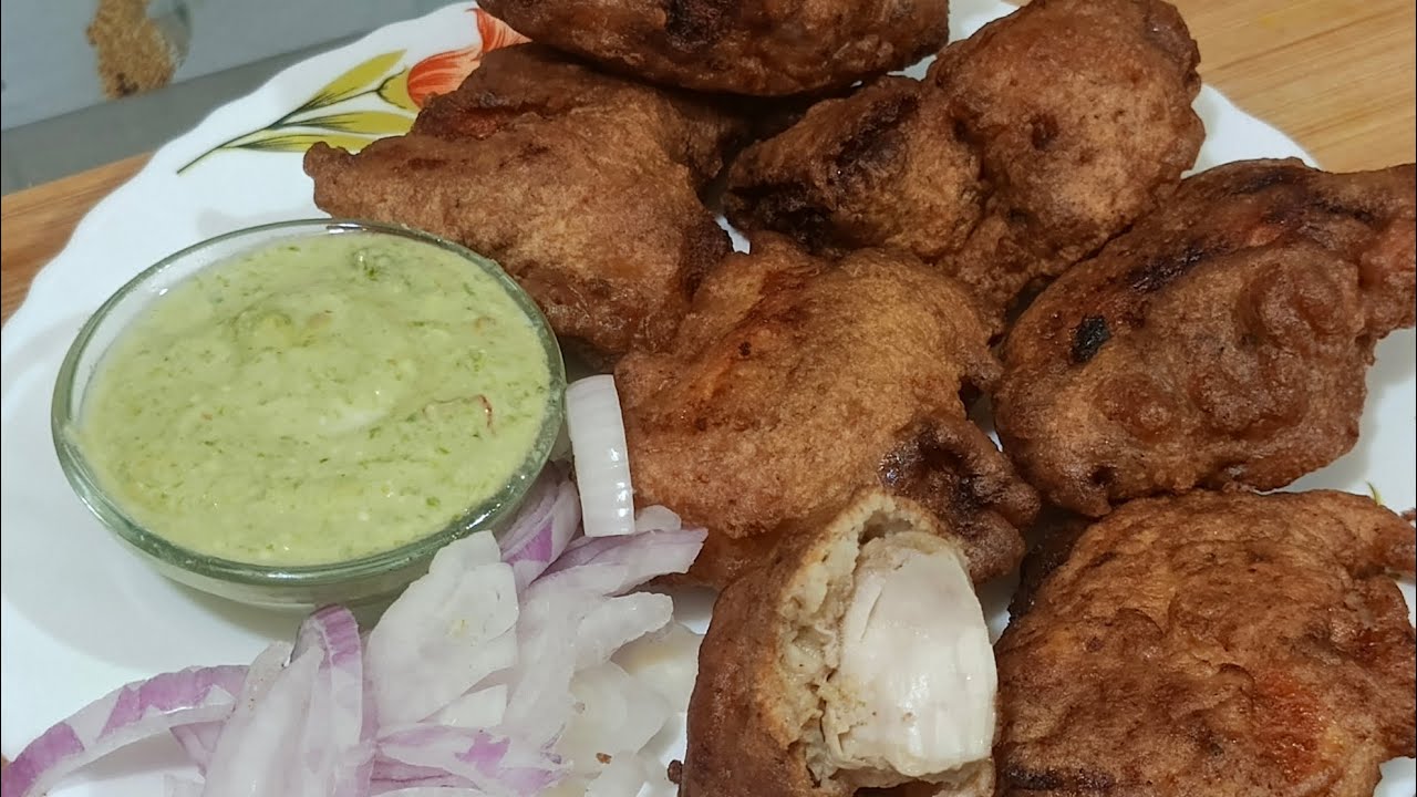 গরম গরম চিকেন পকোড়া শীতের সন্ধ্যায় | Hot Chicken Pakoras in Wintery Evenings