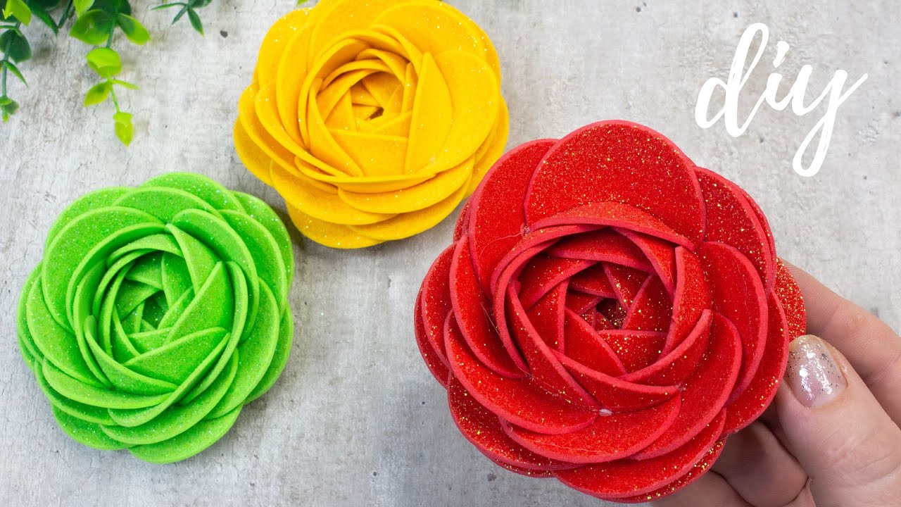 DIY Rose di Gomma Eva FAI-DA-TE facilmente e rapidamente / Rose in Gomma Crepla