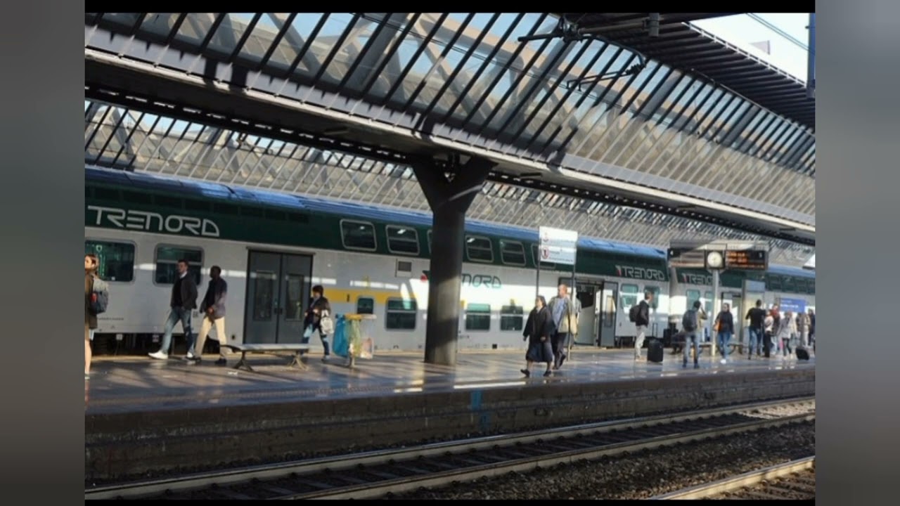 Annunci Trenitalia & NTV & Trenord dalla stazione di Milano Rogoredo
