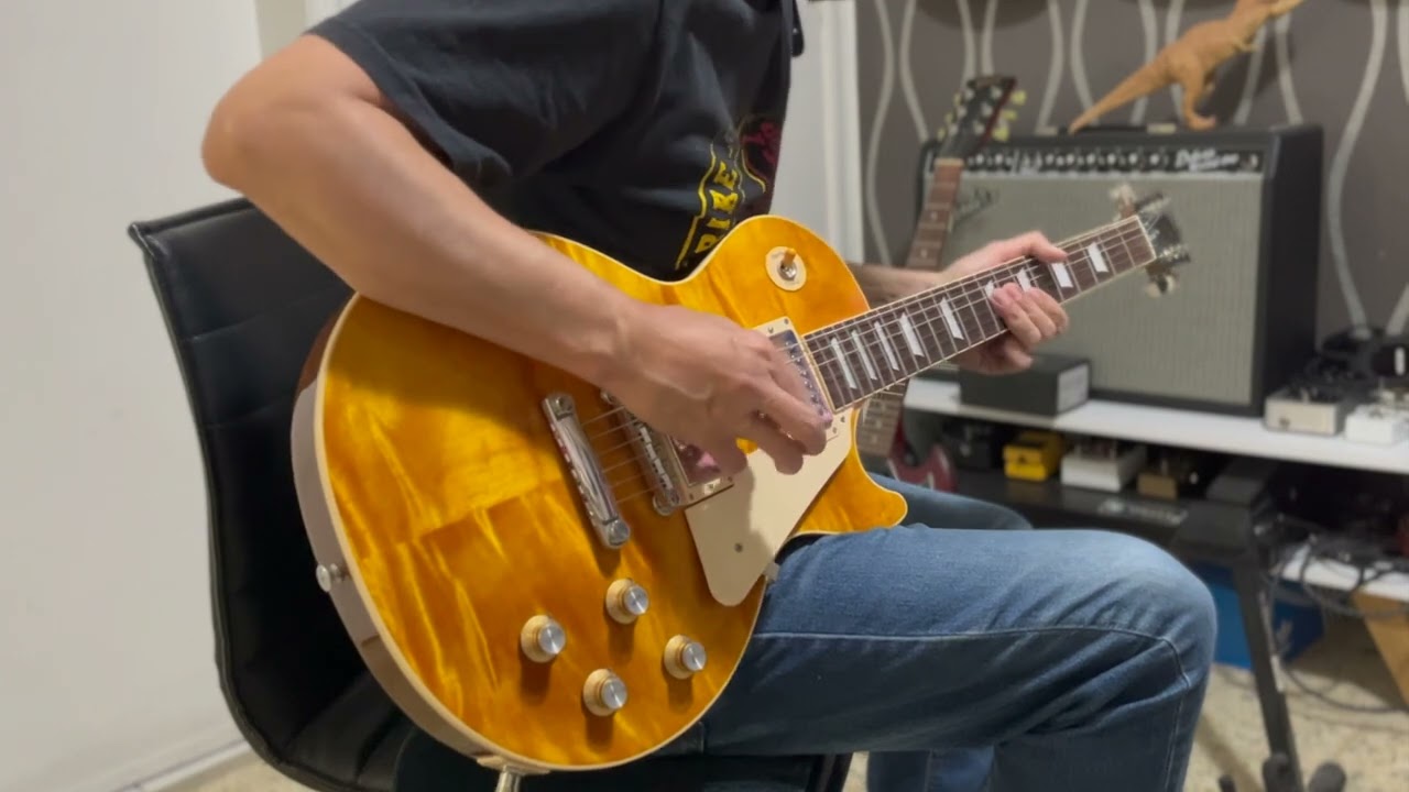 Enjoying my Gibson Les paul