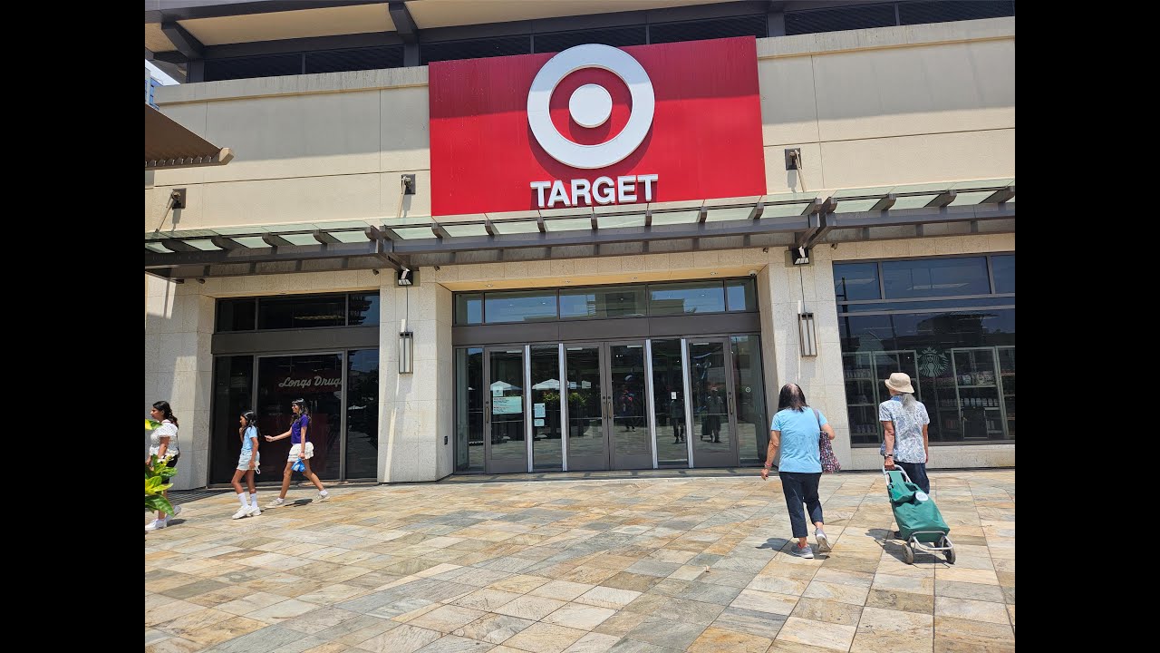 4K My Walk at Target at Ala Moana Mall 3/28/25 in Honolulu #target #targetfinds #alamoanacenter