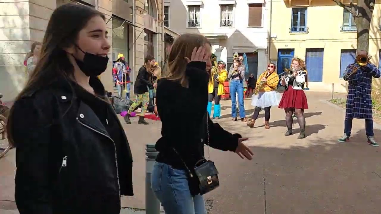 La Vashfol joue à domicile, printemps 2022, Les portes
