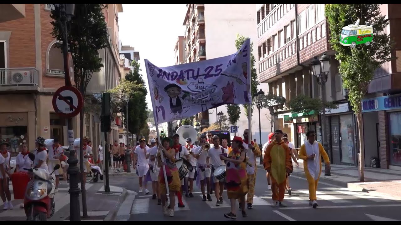 Santa Ana Tudela 2024: Subida de las Peñas a la Plaza de Toros