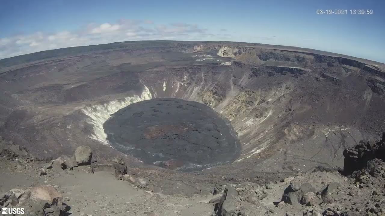 4 years Kilauea KWcam 4 30 minutes