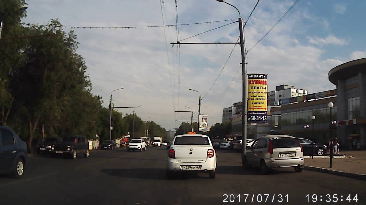 F2017 07 31 19 35 00 0 CH1