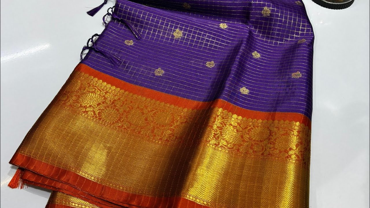 Banarasi katan soft silk saree at ₹999 freeshipping. 🥳🥳To order whatsapp 9342405172.
