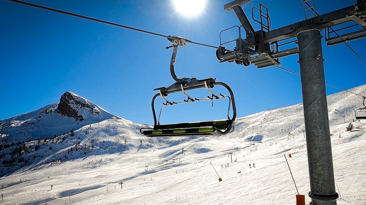 Serre Chevalier - Combes - Full high-speed lift ride. Bluebird day. February 2025. French Alps ASMR