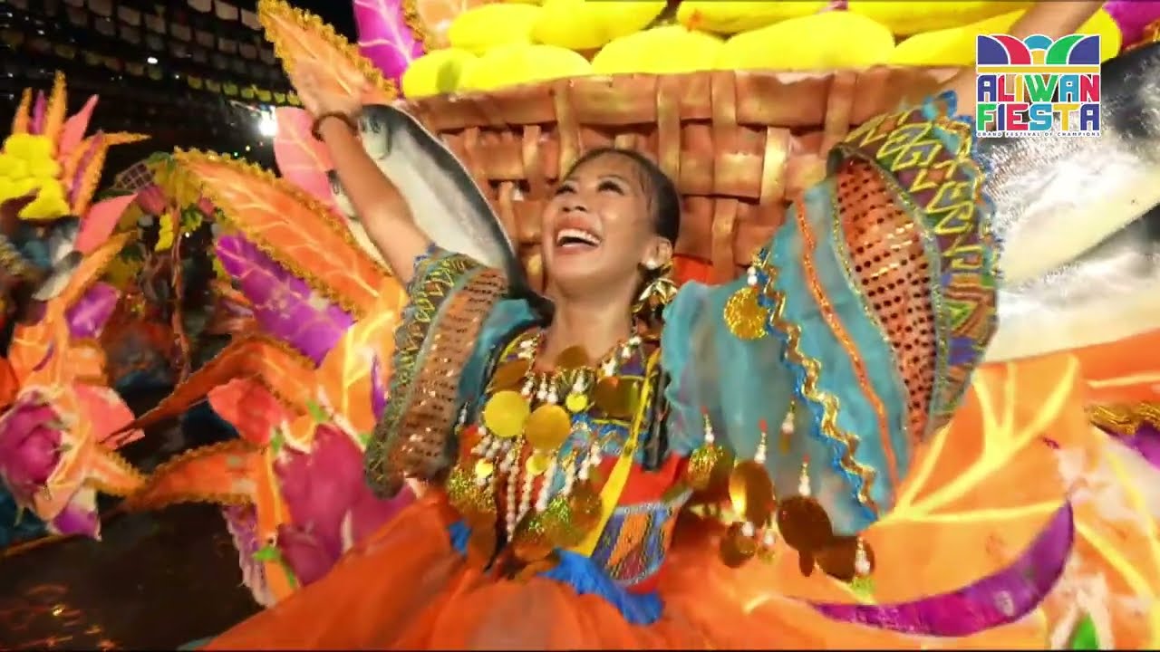 Performance of Manggahan Festival of Guimaras represented by Hubon Balsahan | Aliwan Fiesta 2023