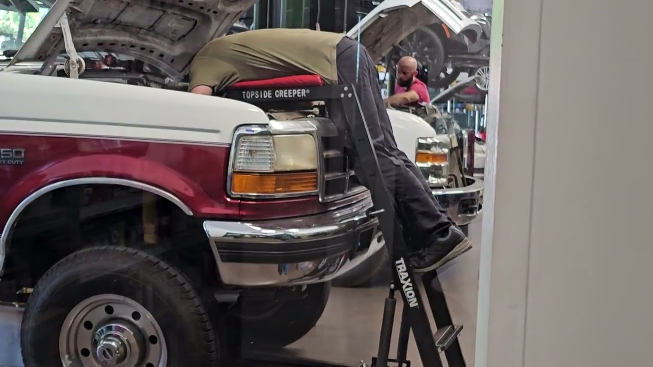 The Traxion Topside Creeper - priceless item for mechanics and diy